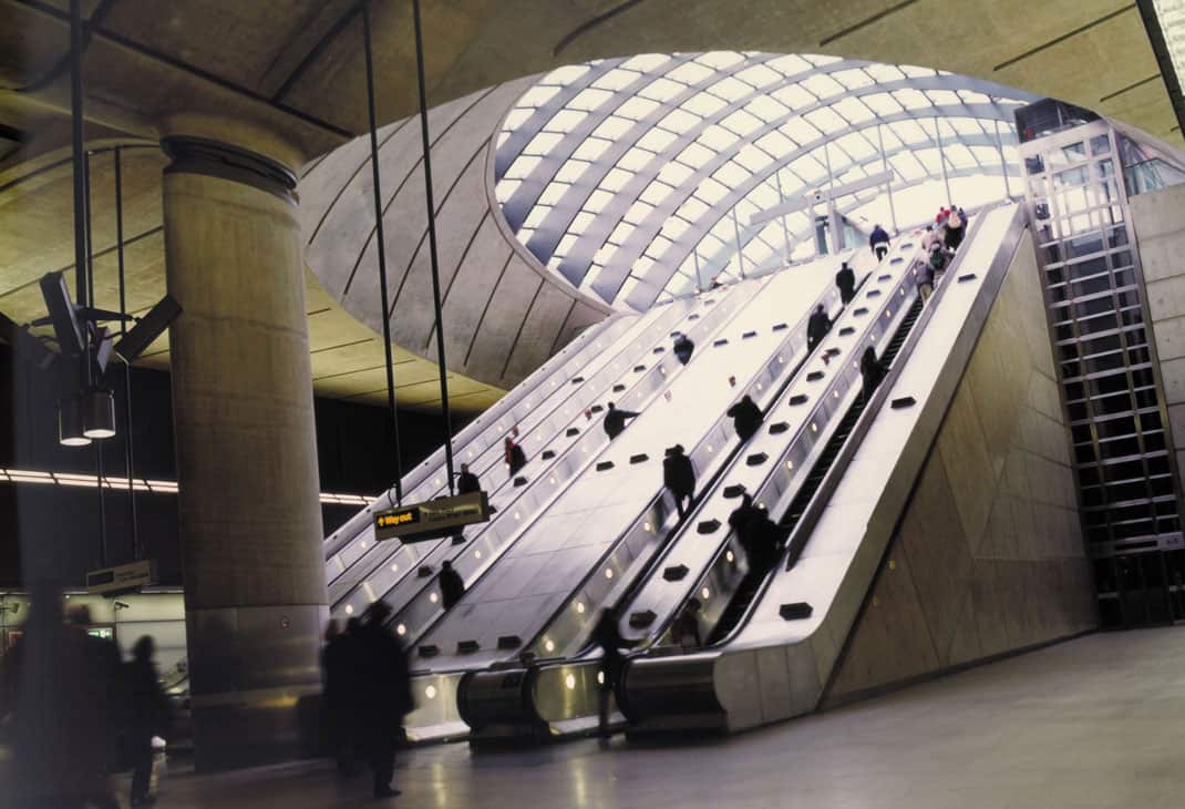 Kone Roltrappen TransitMaster™ 140: Rolltreppe für Verkehrszentren - KONE Deutschland
