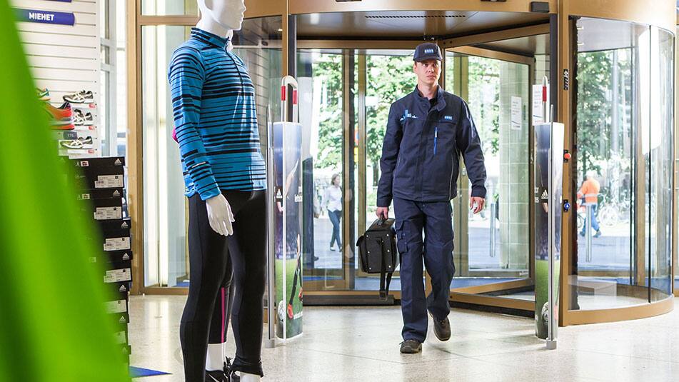 KONE Automatiktüren Modernisierung für Energieeffizienz