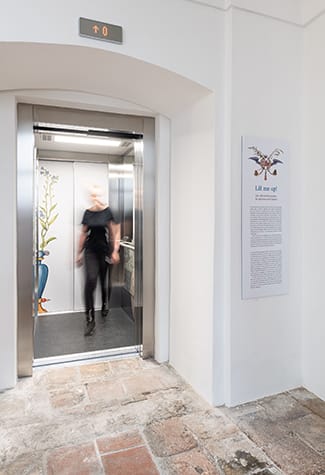 img_kone_referenz_schloss_ambras_9_325x475px