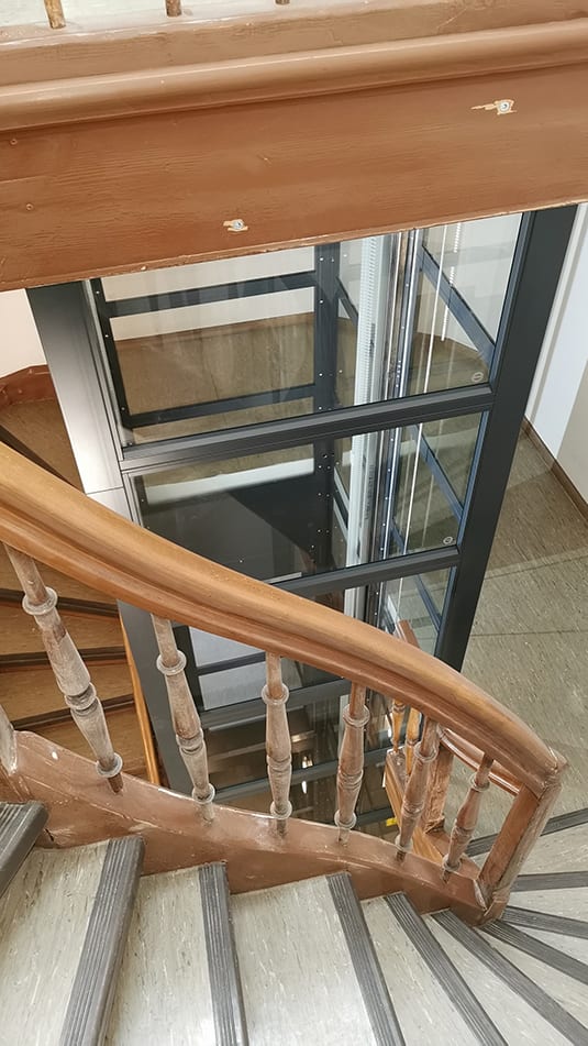 img_rorschach_535x951px_04