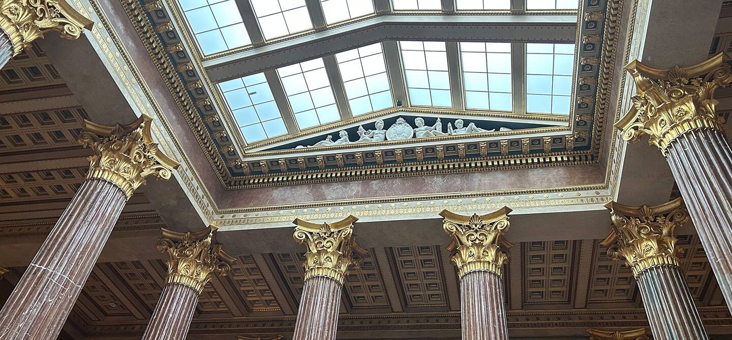 kone-image-download-kone-image-referenz-parlament_wien_6_1440x670px